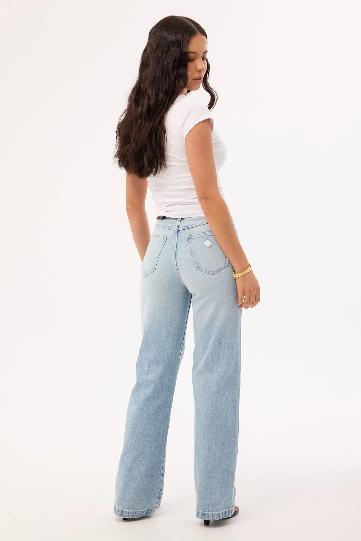 Abrand 94 High Waisted Wide Jean Light Vintage Indigo - Image 5