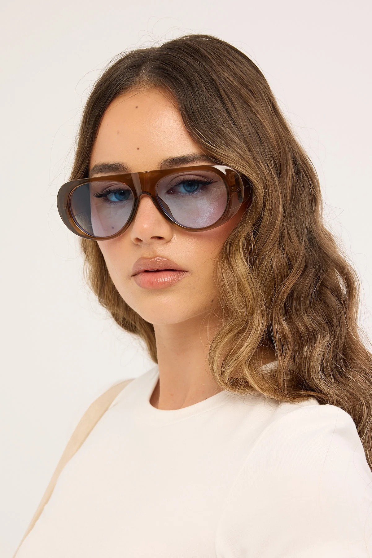 Angels Whisper Boogie Sunglasses Amber/Blue - Image 6