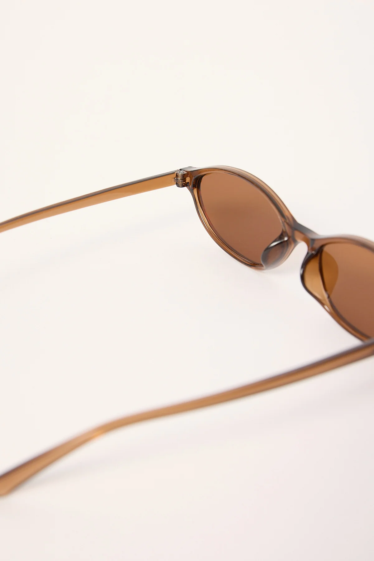 Angels Whisper High Line Sunglasses Brown - Image 3