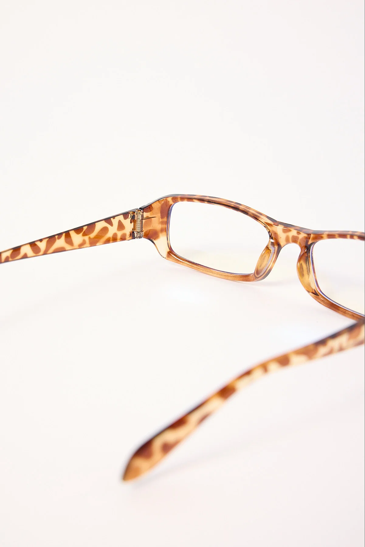 Angels Whisper Raya Clear Sunglasses Tort - Image 3