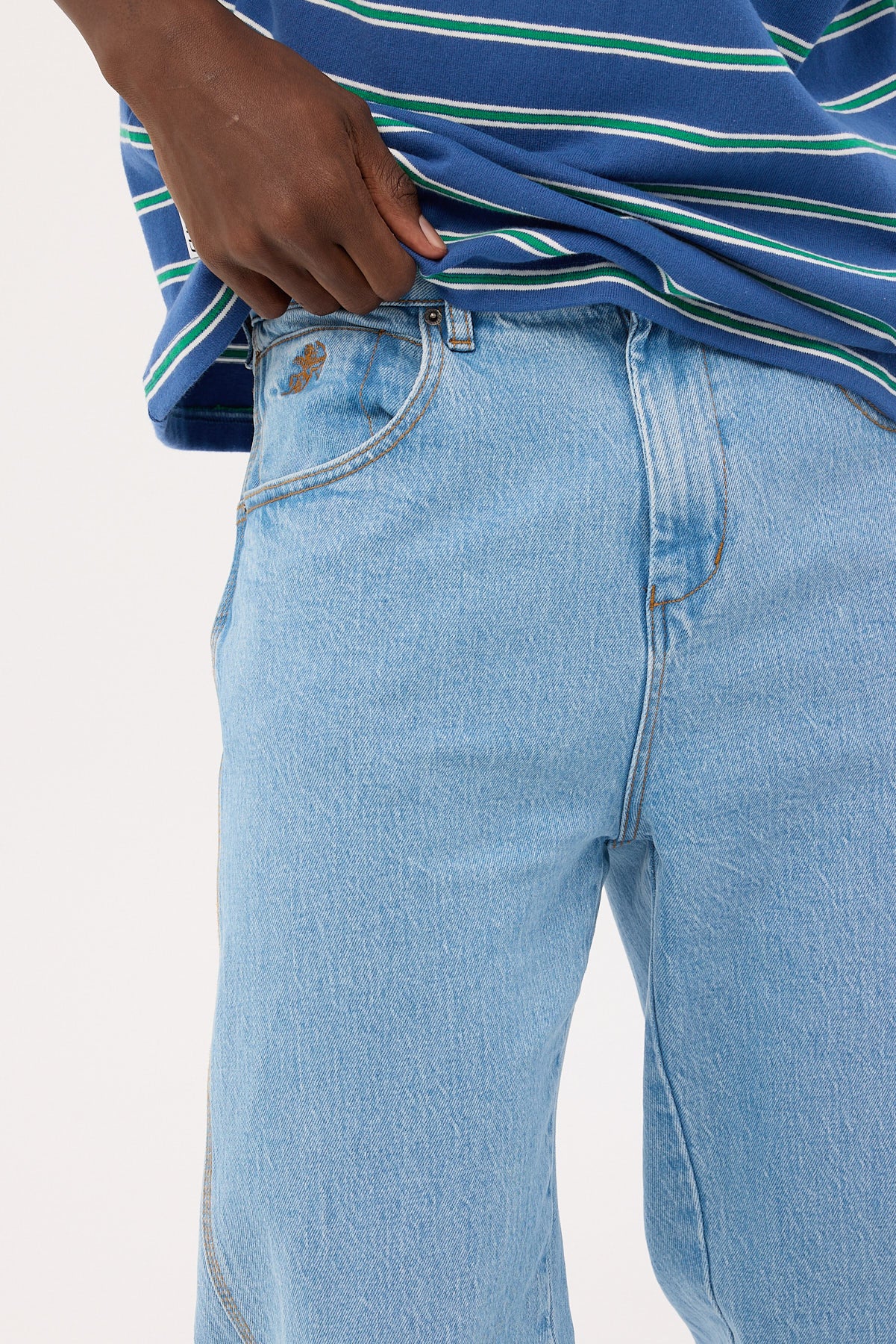 Worship Lounger Jean Electric Fade Blue - Image 7