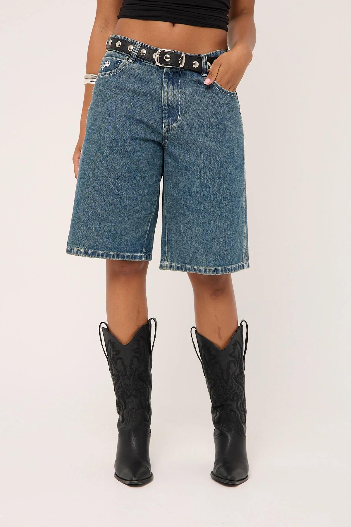 Worship Worship Big Baggy Denim Short Dirty Mid Blue - Image 6